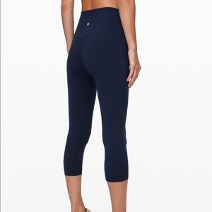 Lululemon navy blue cropped leggings ALIGN
